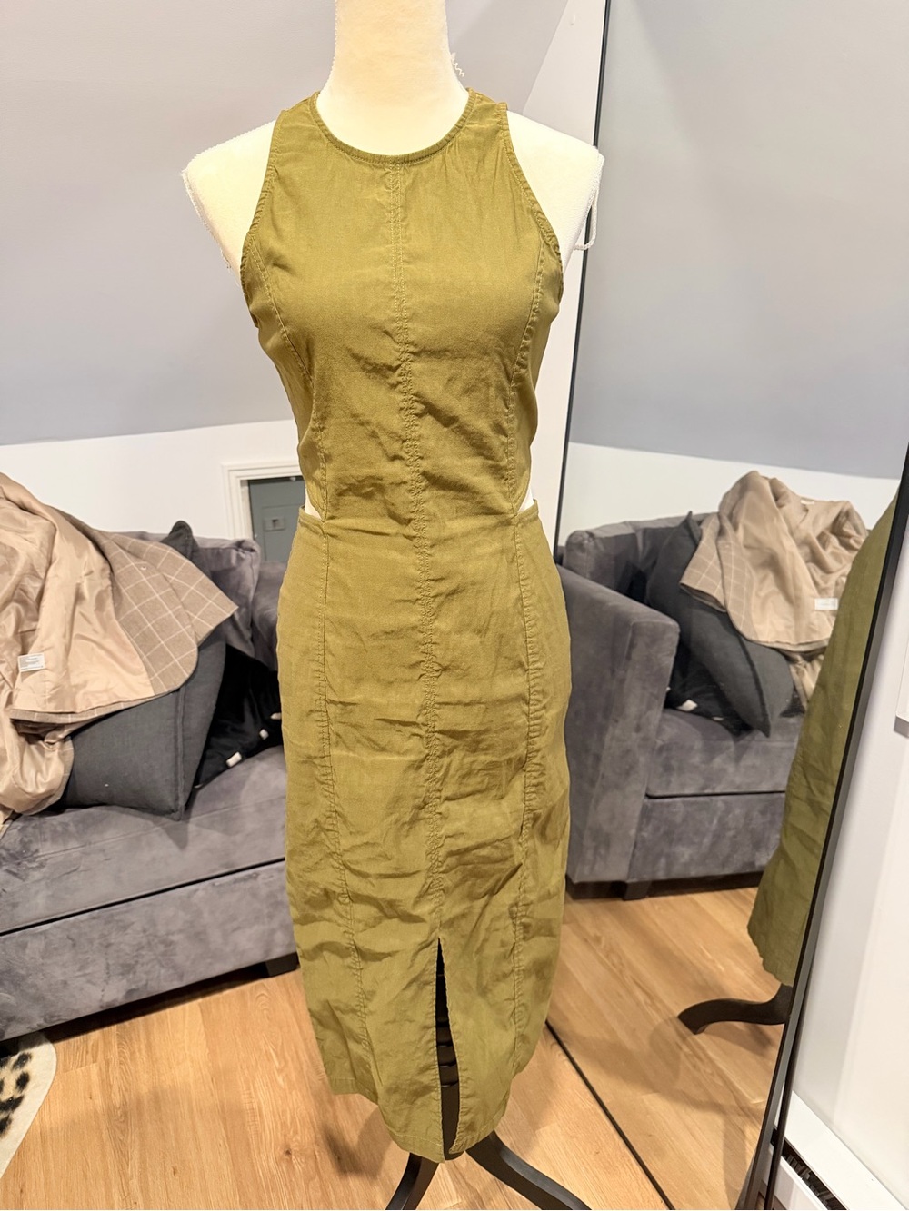 Anthropologie Olive Sleeveless Midi Dress
